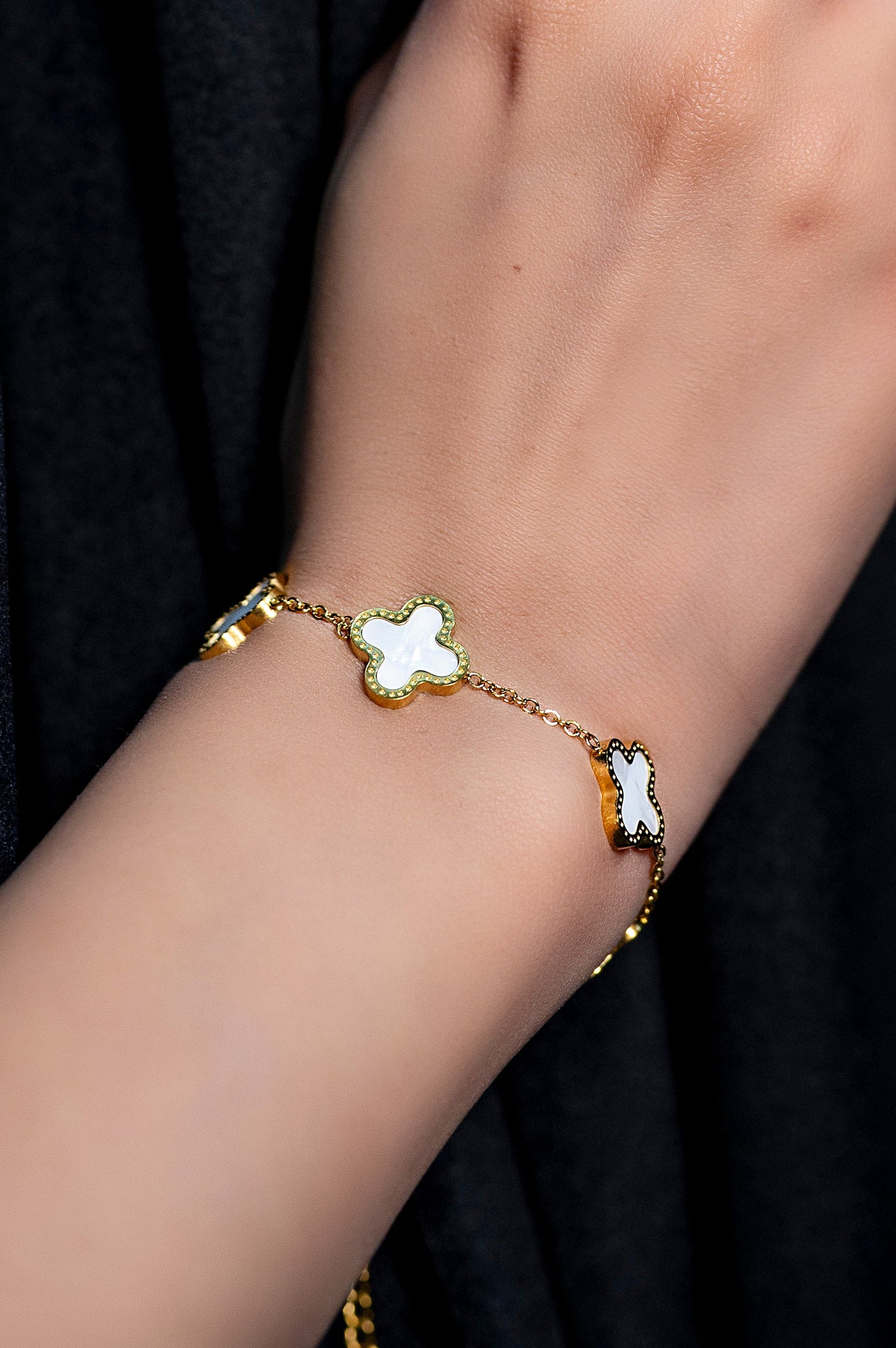 Lucky Clover White