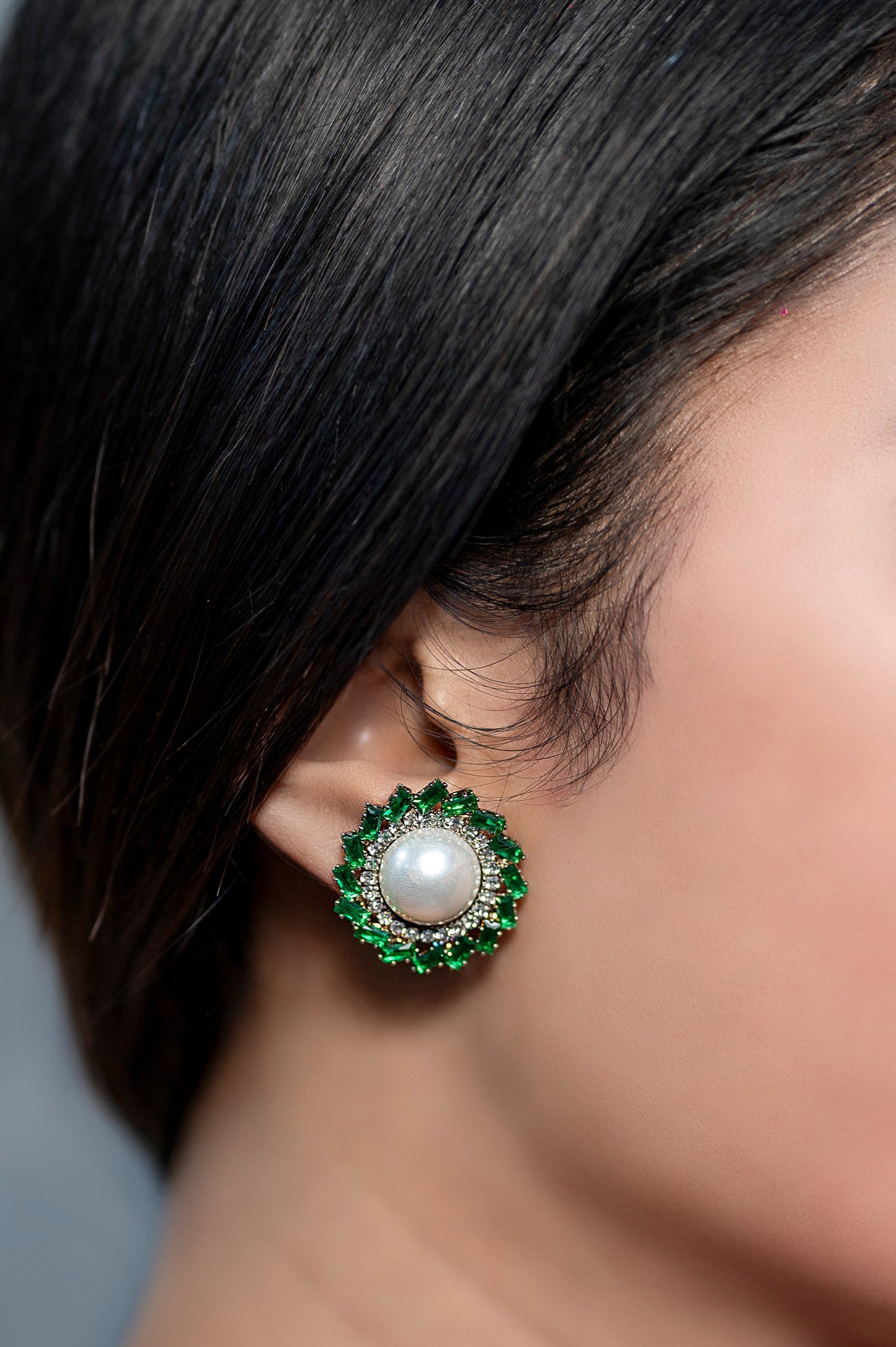 Emerald Pearl Earrings