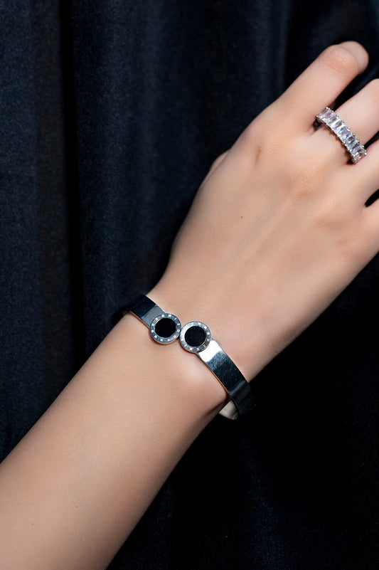 Mesmori Onyx